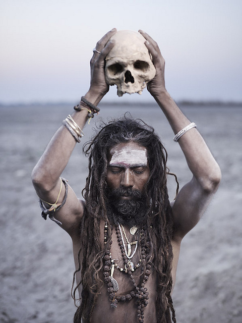 aghoris cannibalismo